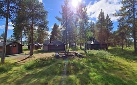 Reindeer Lodge