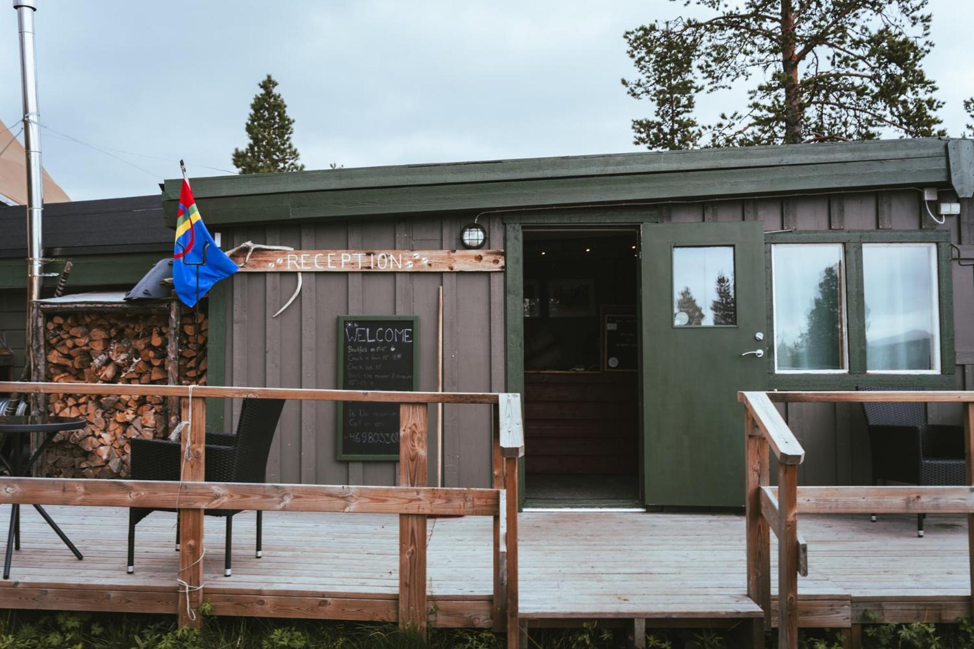 Reindeer Lodge Jukkasjärvi Extérieur photo